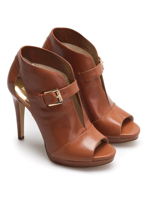 michael kors isabella ankle boot